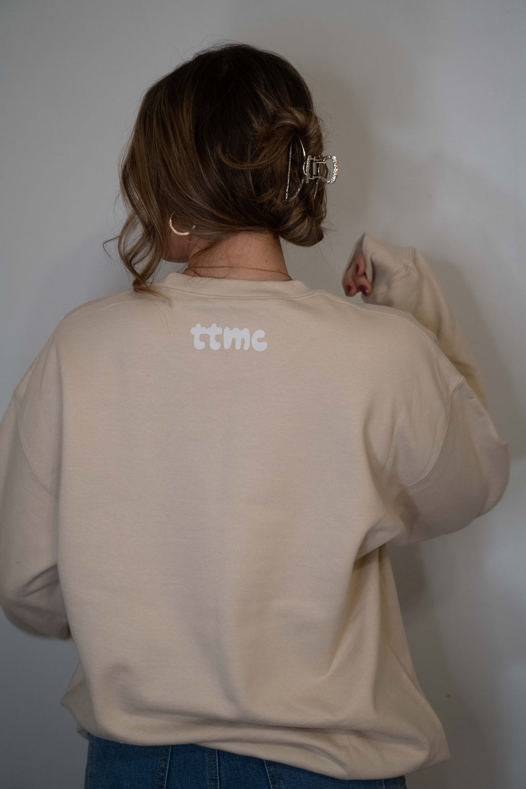 tagline crewneck