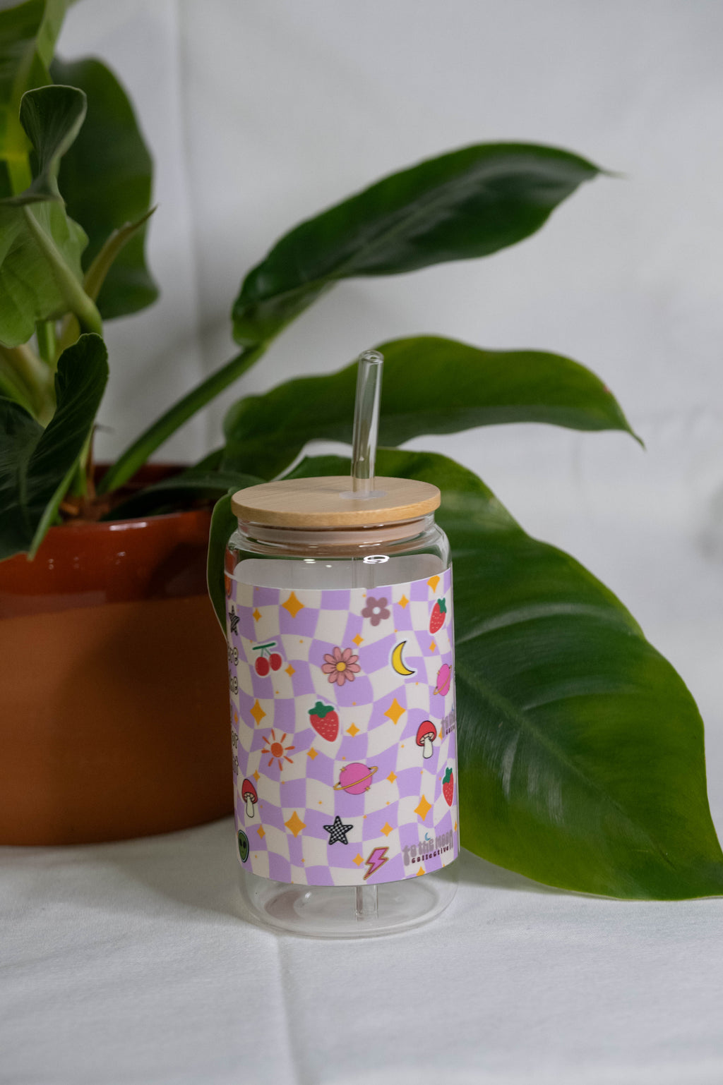 things tumbler glass w/ straw